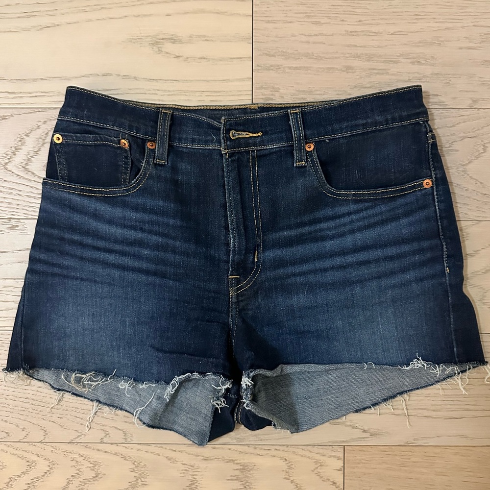 LEVIS high-rise denim shorts